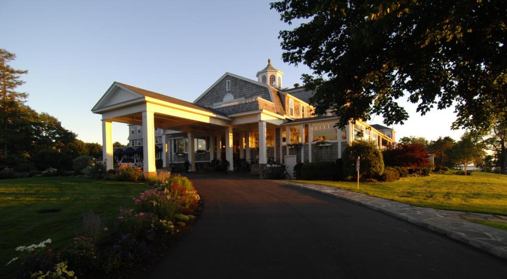 Black Point Inn hotel hero