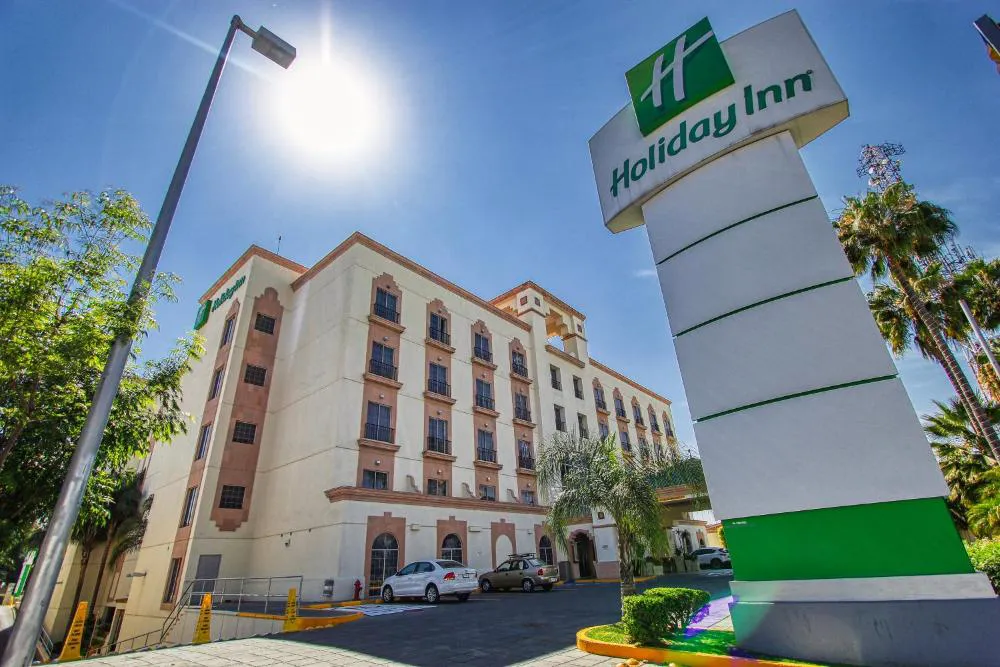 Holiday Inn Leon by IHG hotel hero