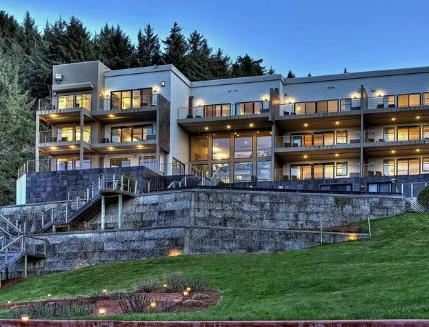 Whale Cove Inn hotel detail image 1