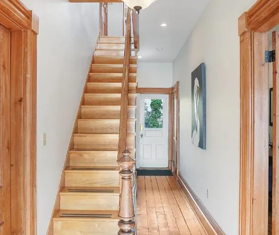 Sail Inn Lunenburg hotel detail image 4