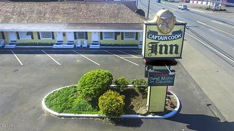 Captain Cook Inn hotel hero