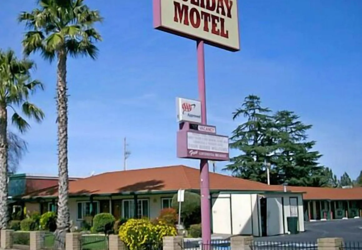 Holiday Motel Waynesburg hotel hero