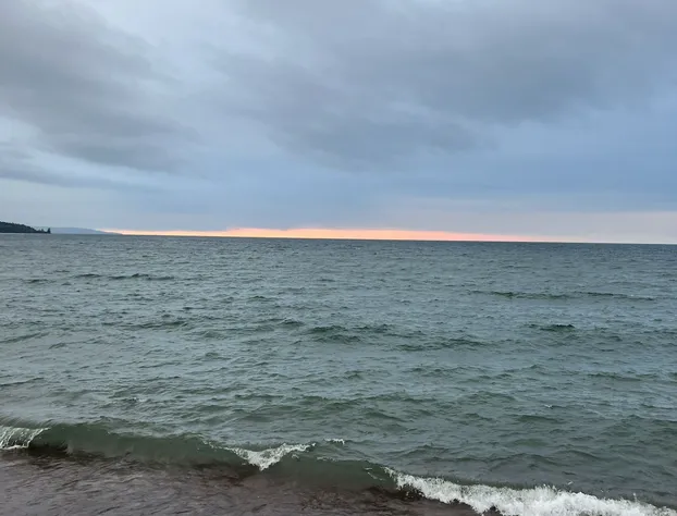 The Shoreline Inn hotel detail image 2