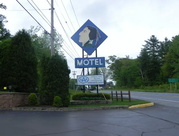 Mohican Resort Motel hotel detail image 4