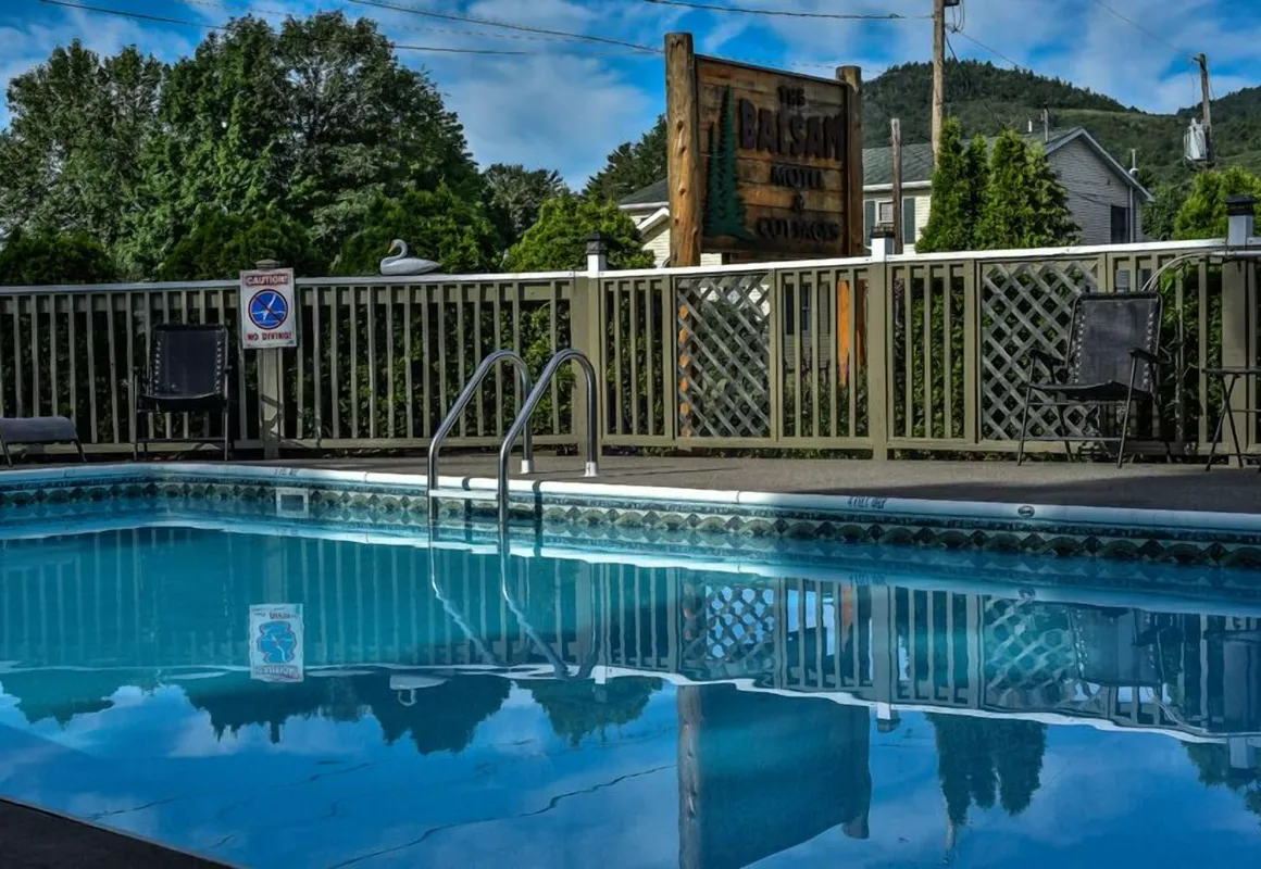 Shore Meadows Lodge LLC hotel hero