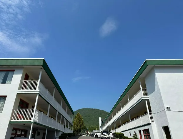 O'Sullivan's On The Lake Motel hotel detail image 2