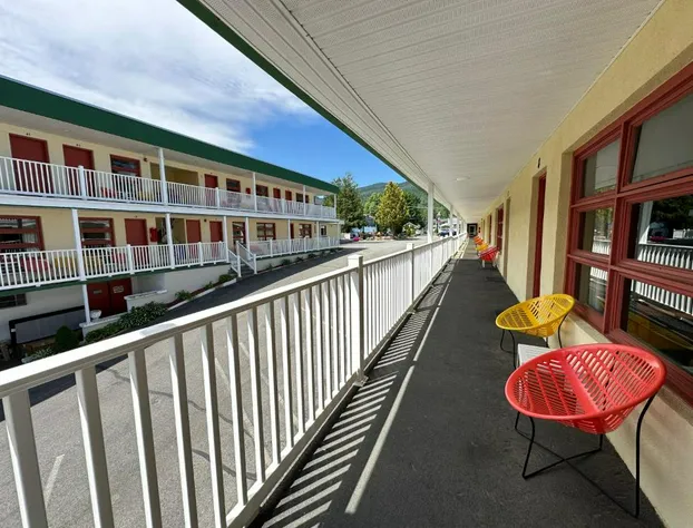 O'Sullivan's On The Lake Motel hotel detail image 4