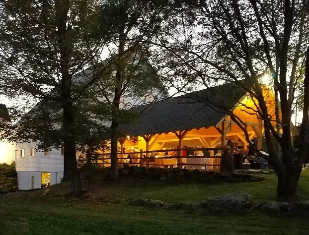 Highland Lake Inn hotel detail image 3