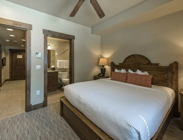 Grand Lodge Peak 7 - Condo hotel detail image 3