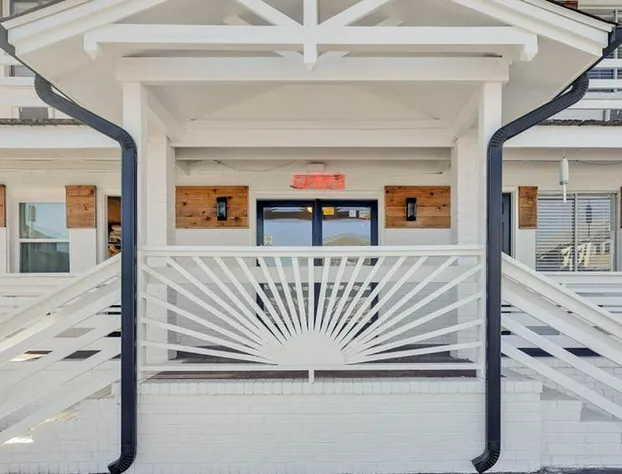 Dry Dock Inn hotel detail image 4