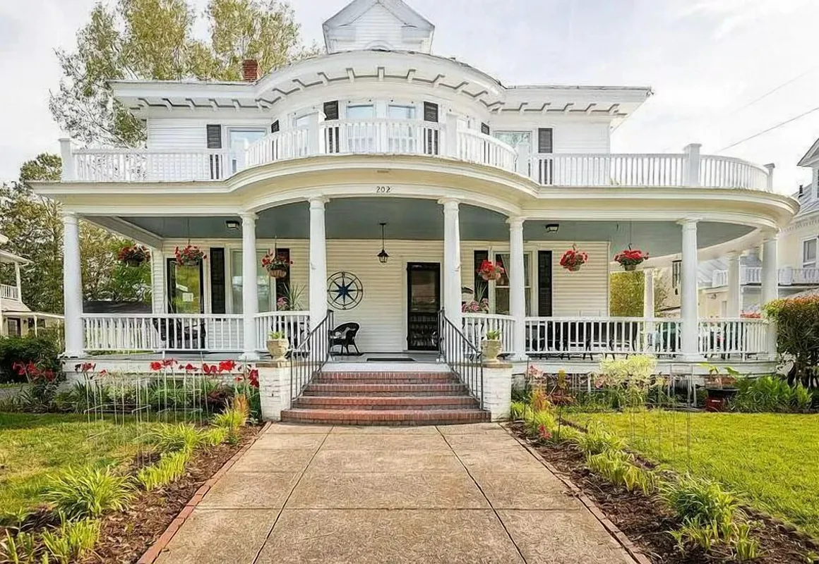 The Edenton Collection-Captain's Quarters Inn hotel hero