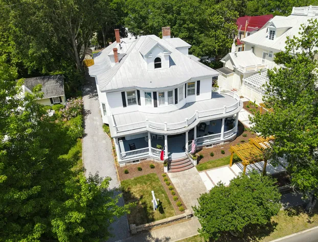 The Edenton Collection-Captain's Quarters Inn hotel detail image 1