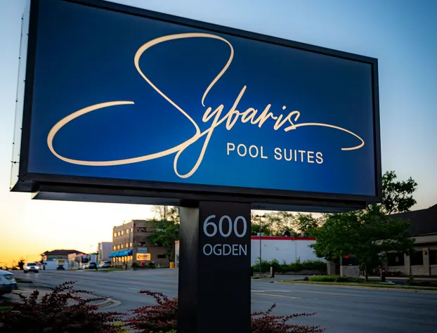 Sybaris Pool Suites hotel detail image 1