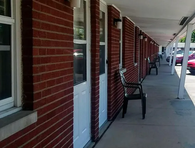 Bay Motel hotel detail image 3