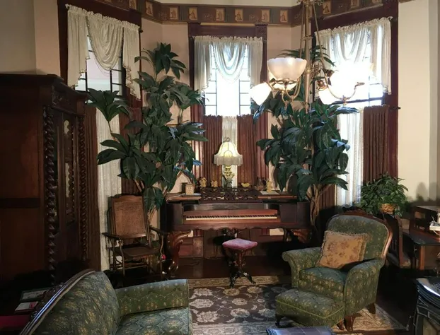 1884 Wildwood Bed and Breakfast Inn hotel detail image 3