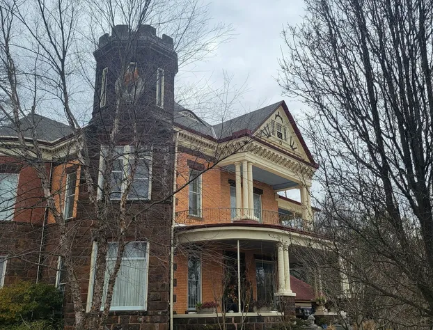 1890 Williams House Inn hotel detail image 2