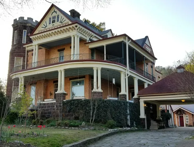 1890 Williams House Inn hotel detail image 3