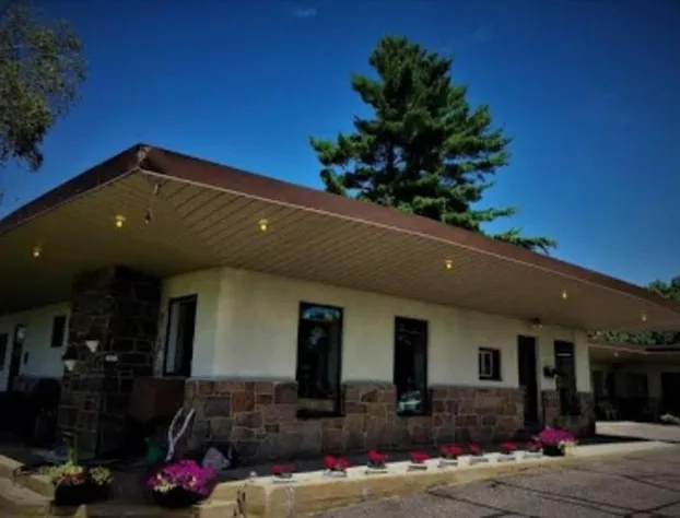 Town and Country Motel hotel detail image 1