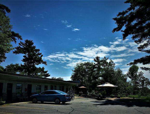 Town and Country Motel hotel detail image 4