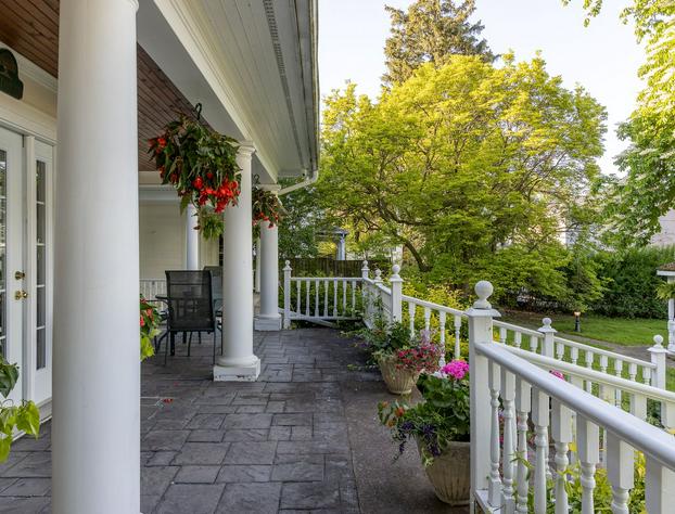 Chestnut Inn Bed and Breakfast hotel detail image 4