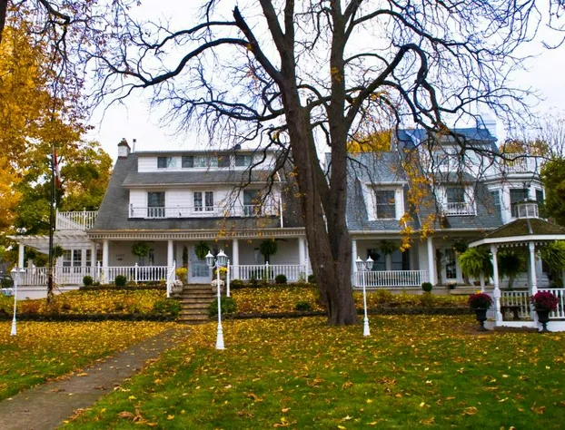 Chestnut Inn Bed and Breakfast hotel detail image 4