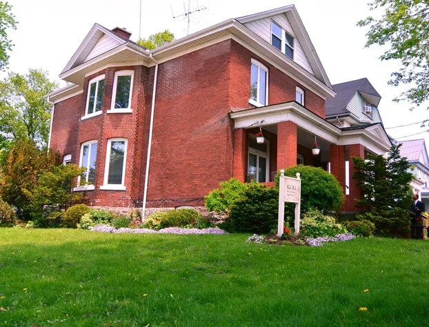 Li Li Bed & Breakfast hotel detail image 1