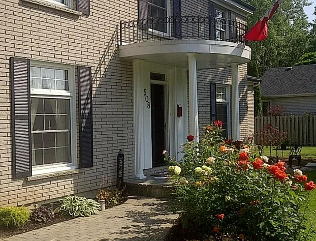 Abacot Hall Bed & Breakfast hotel detail image 2