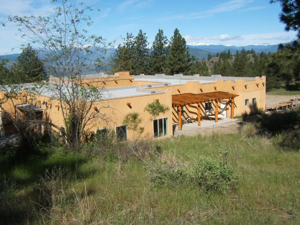 Baergnaescht Bed & Breakfast hotel hero