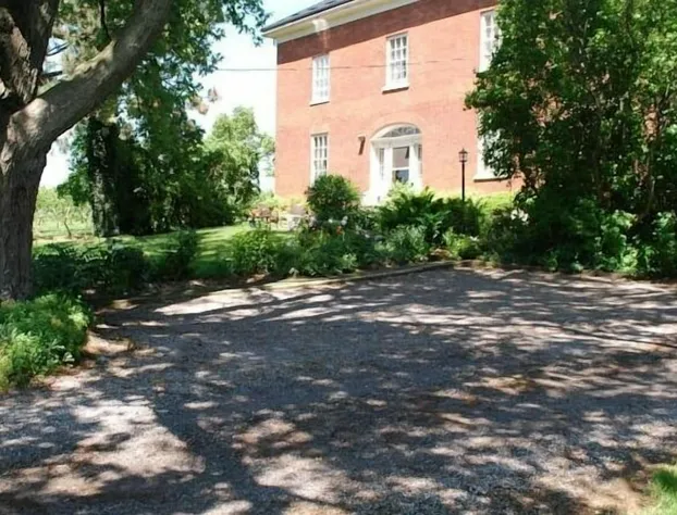 HeatherCroft Bed and Breakfast hotel detail image 1