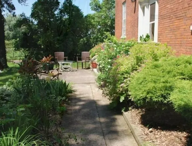 HeatherCroft Bed and Breakfast hotel detail image 2