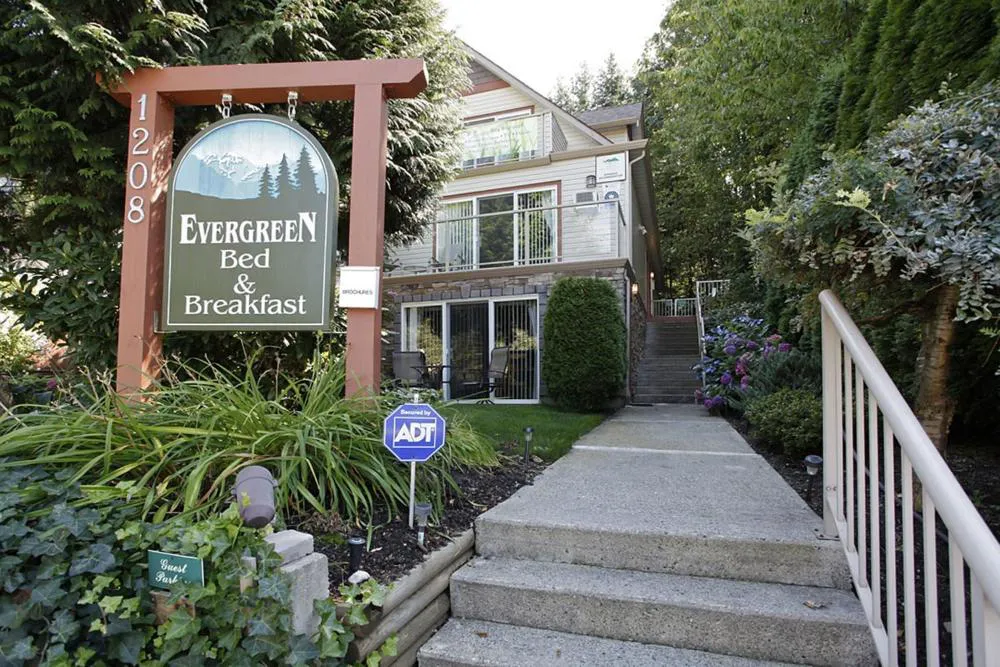 Evergreen Bed & Breakfast hotel hero