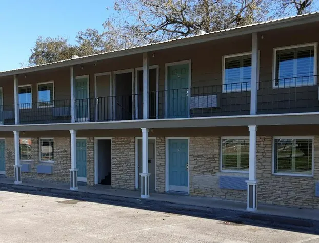 Horseshoe Riverside Lodge hotel detail image 1