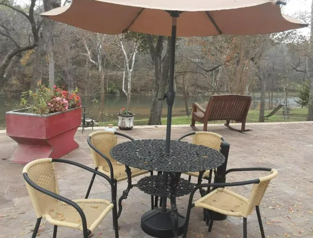 Horseshoe Riverside Lodge hotel detail image 4