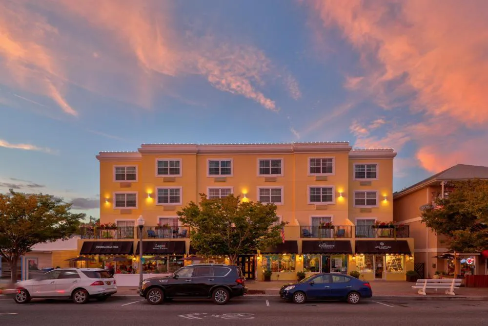 Hotel Rehoboth hotel hero