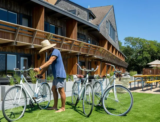 Awol hotel detail image 1