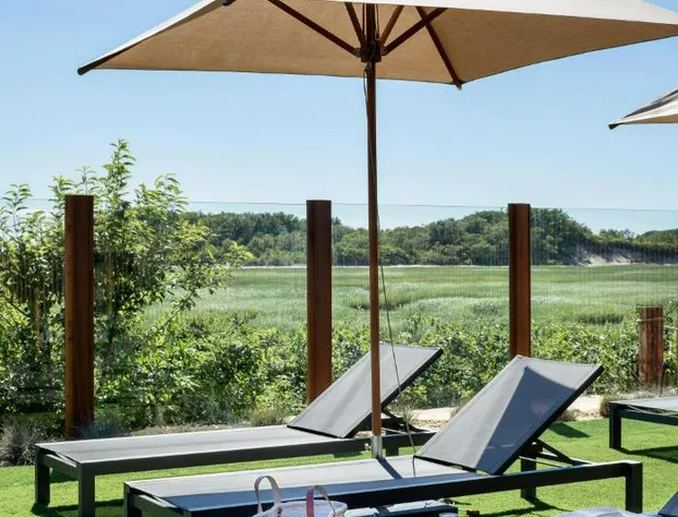 Awol hotel detail image 2