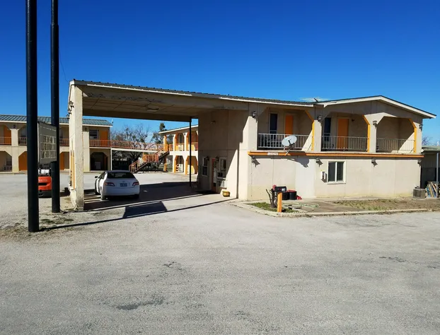 Cisco inn hotel detail image 4