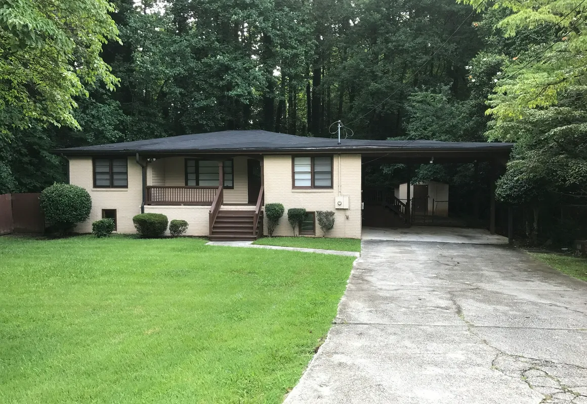 The Relentless House hotel hero