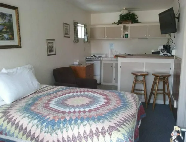 Bishop Village Motel hotel detail image 3