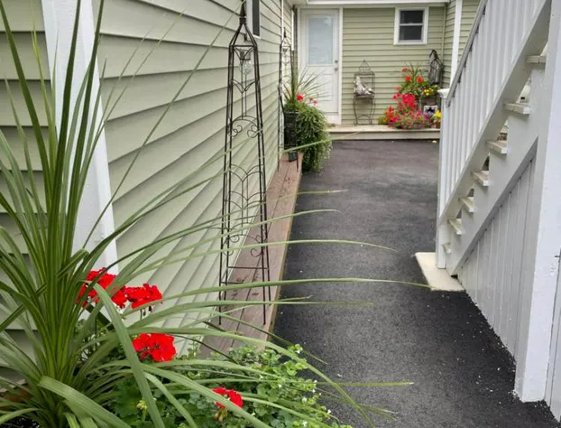 Moontide Motel Cabins & Apartments hotel detail image 4