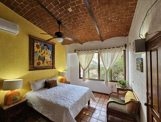 Villa Corona del Mar hotel detail image 2