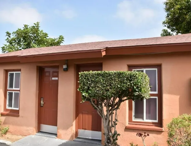 Baycities Motel hotel detail image 1