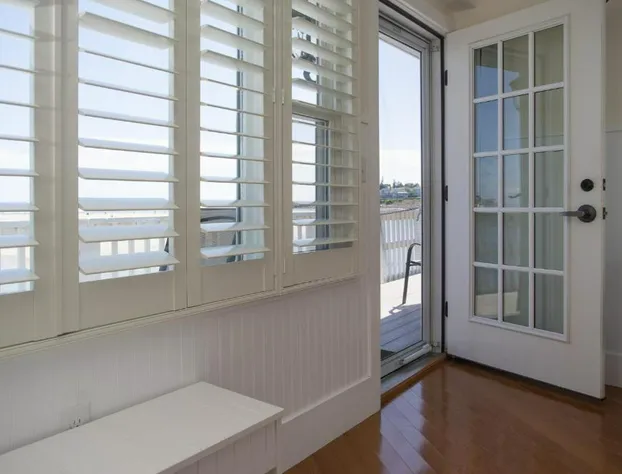 Marginal Way House Hotel hotel detail image 2