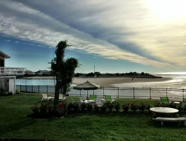 Marginal Way House Hotel hotel detail image 4