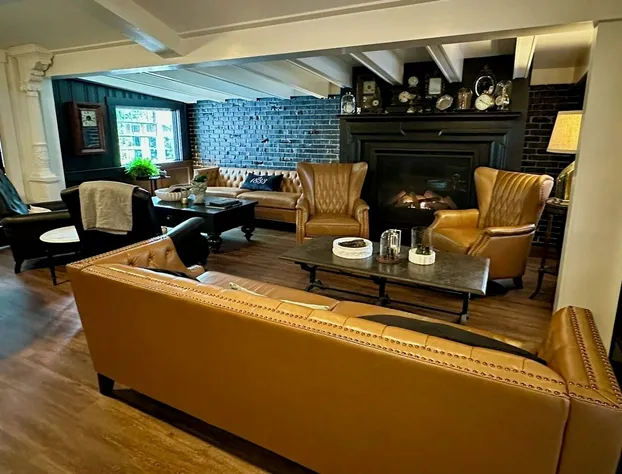 Old Village Inn hotel detail image 1