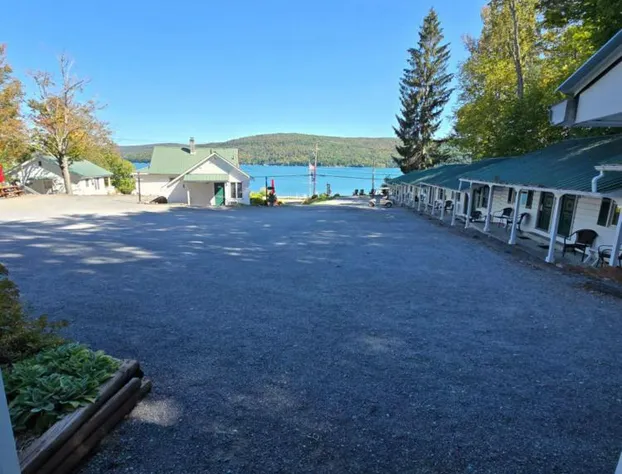 Lake View Motel hotel detail image 2