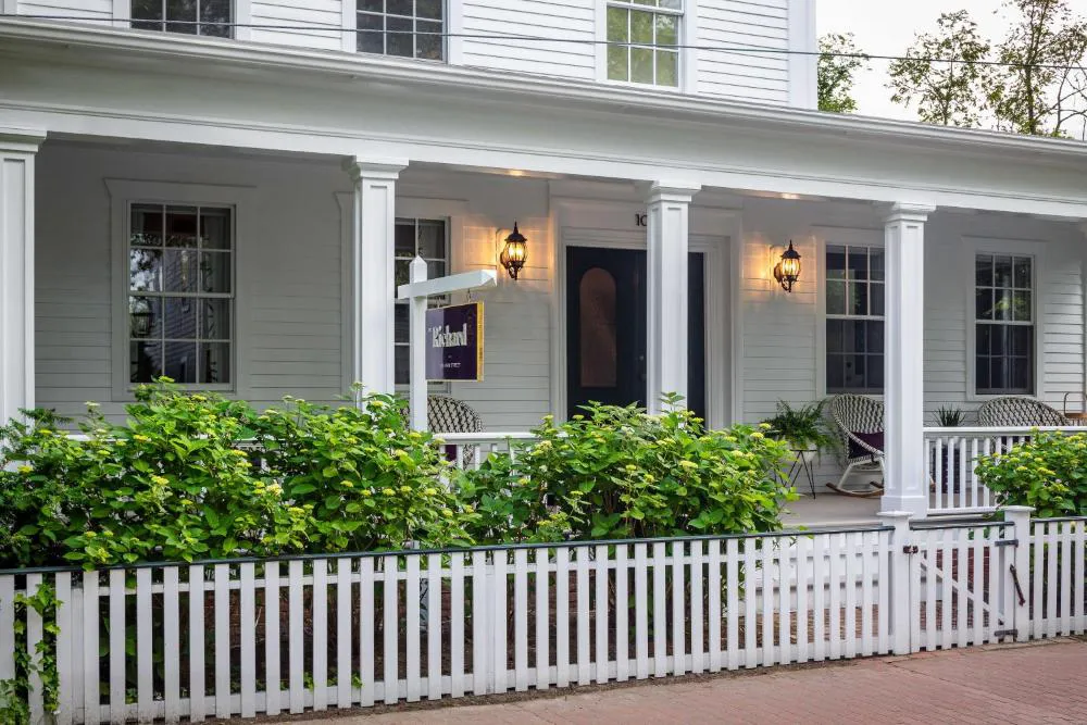 The Richard, The Edgartown Collection hotel hero
