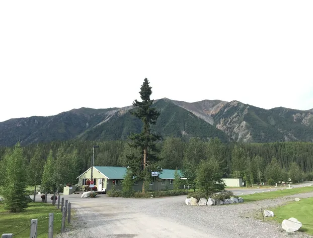 Discovery Yukon Lodgings hotel detail image 3