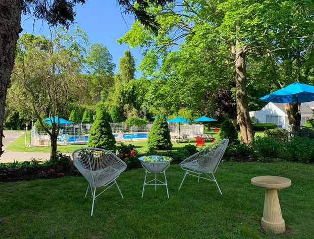 Sesuit Harbor House hotel detail image 2