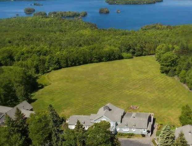 The Lodge at Moosehead Lake hotel detail image 4